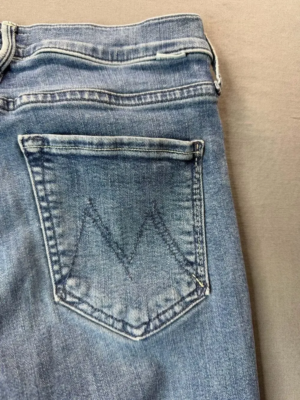 MOTHER The Mid Rise Dazzler Ankle Fray We The Animals Jeans Size 26